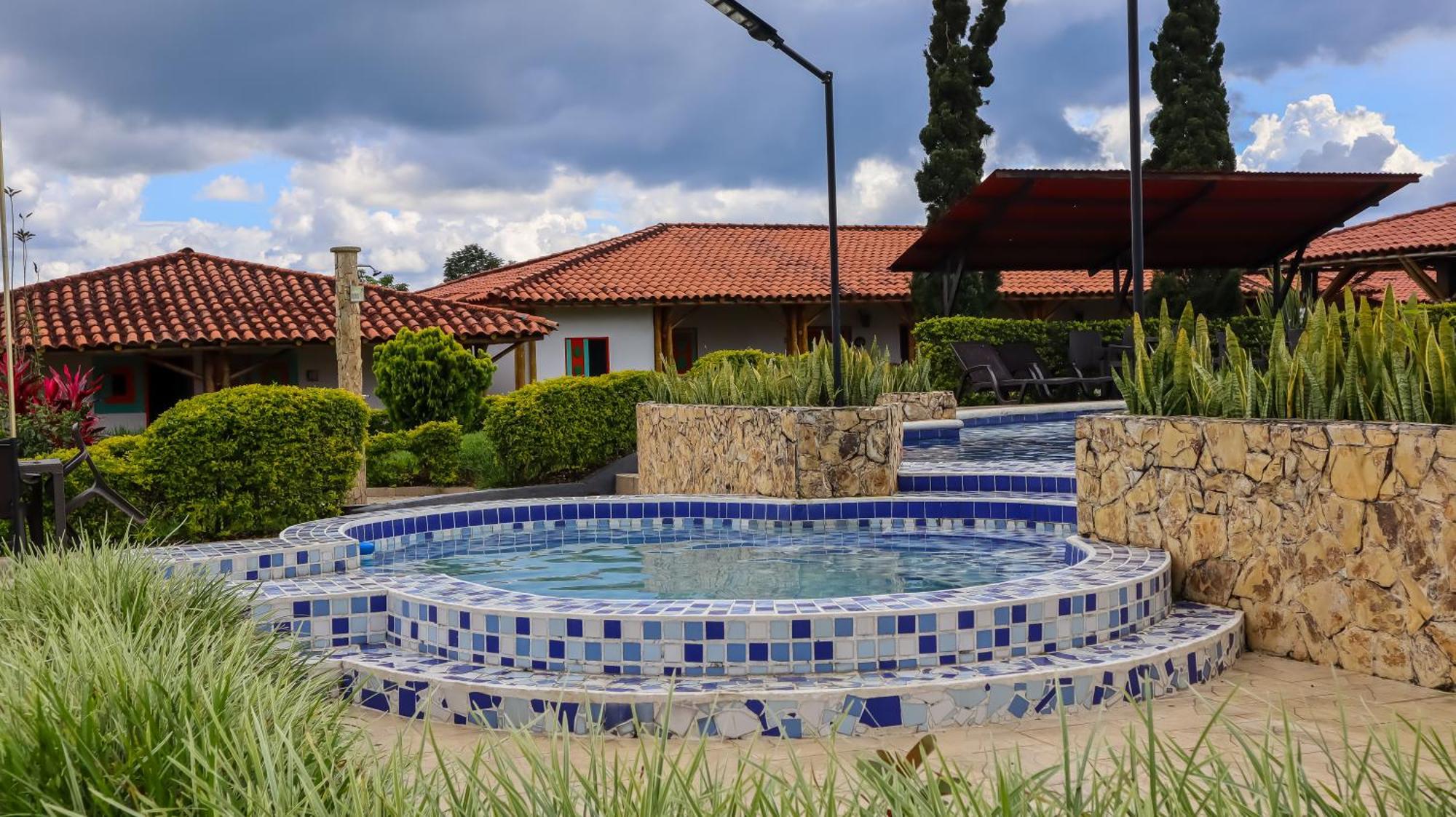 Hotel Parque De Los Arrieros Montenegro Εξωτερικό φωτογραφία