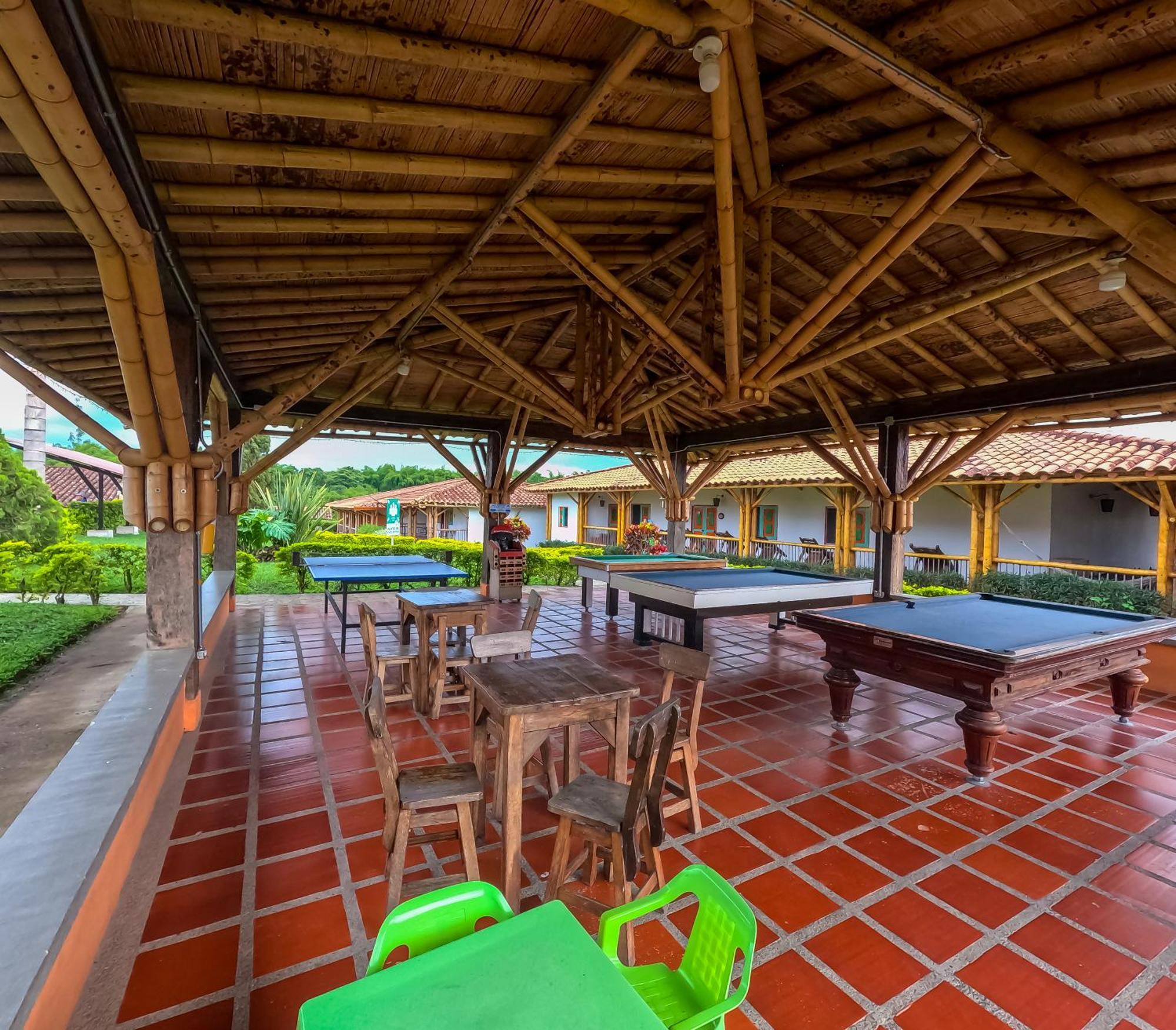 Hotel Parque De Los Arrieros Montenegro Εξωτερικό φωτογραφία