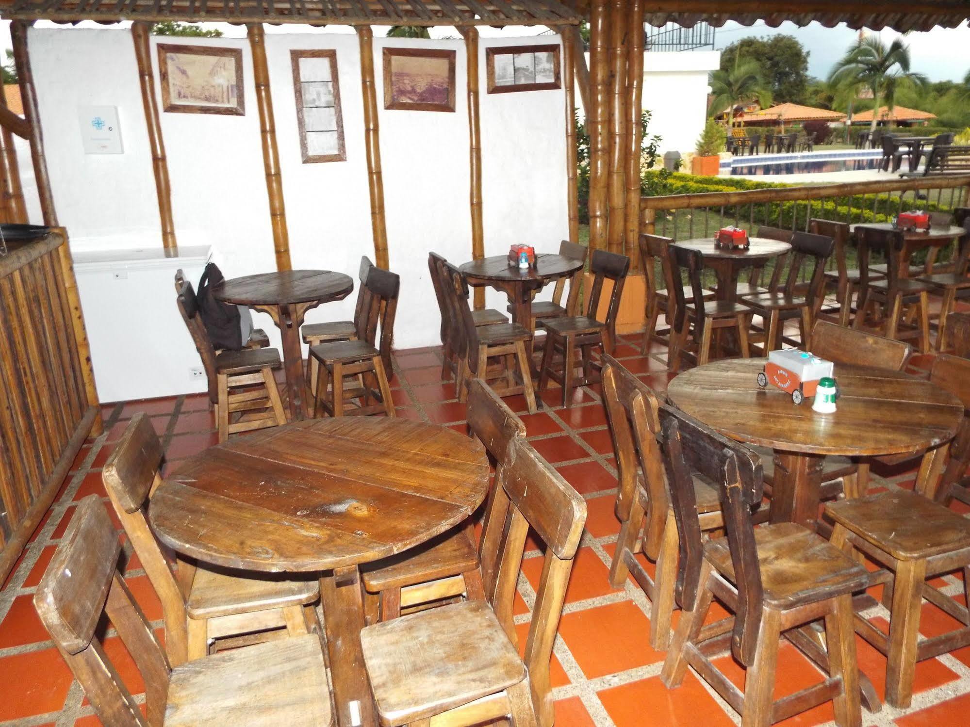 Hotel Parque De Los Arrieros Montenegro Εξωτερικό φωτογραφία